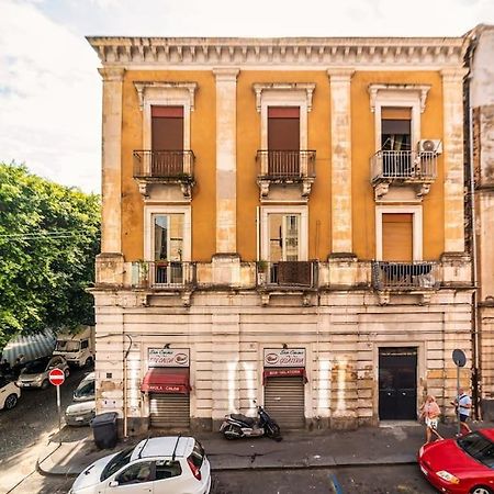 Centro- Benedettini'S Apartament Катания Екстериор снимка