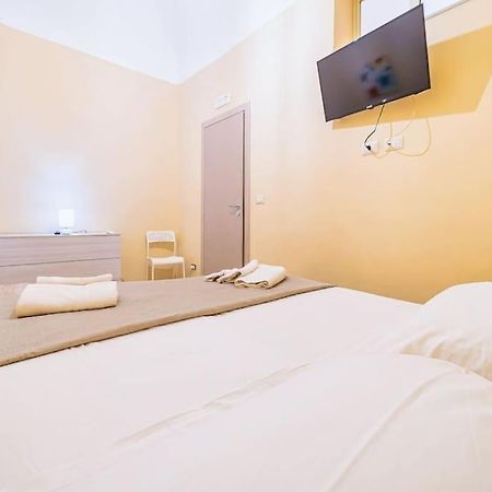 Centro- Benedettini'S Apartament Катания Екстериор снимка