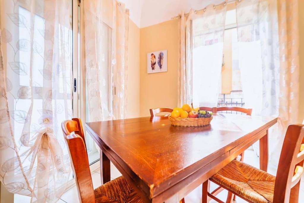 Centro- Benedettini'S Apartament Катания Екстериор снимка