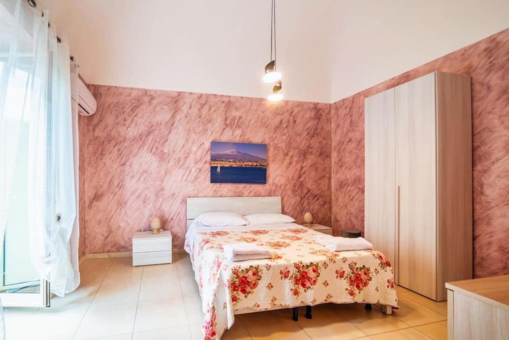 Centro- Benedettini'S Apartament Катания Екстериор снимка